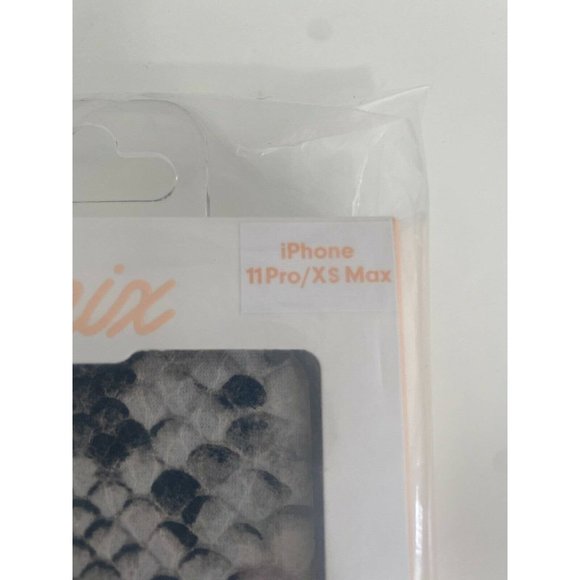 Sonix Tres Case Crossbody Wallet for iPhone 11/XR, 11Pro/XS Max - Picture 7 of 9